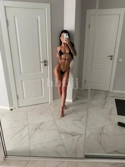 Ariana, female escort in Hong Kong