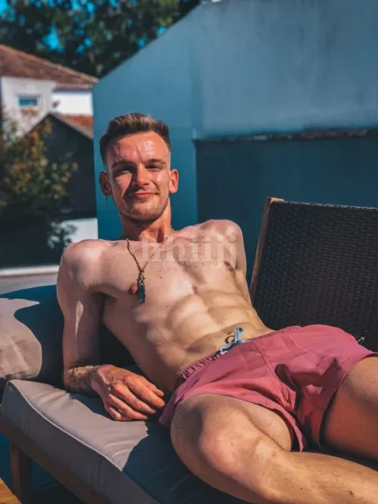 Vernon, male escort in Hong Kong