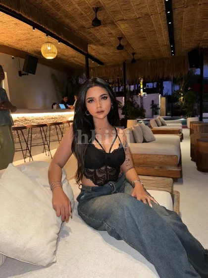 Lili, female escort in Hong Kong